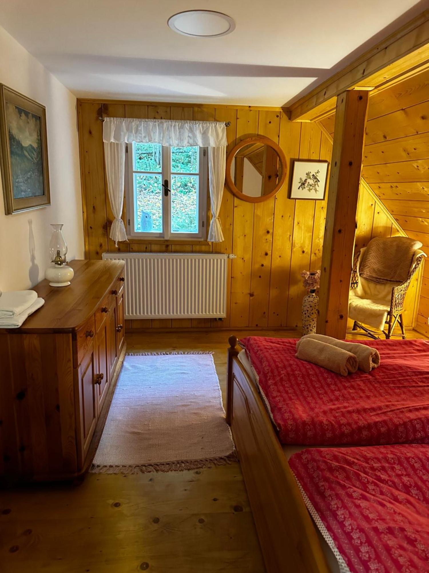 Sarka Dolni Dvur